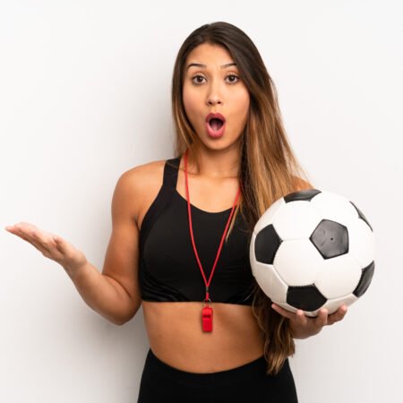 Misión de Champions en Estelarbet: apuesta combinada y Freebet asegurada este 28 de enero